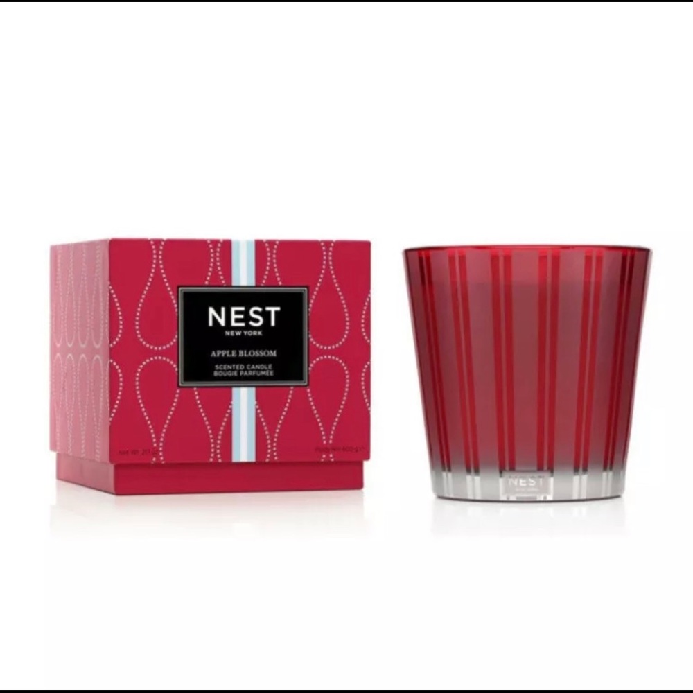New Nest 3-Wick Apple Blossom Candle 21.1 oz
